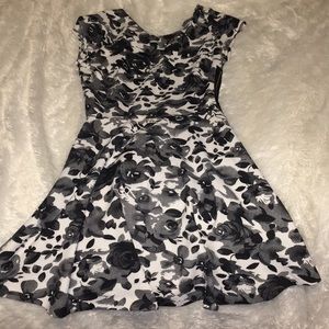 Black and white flower print dress, worn once.